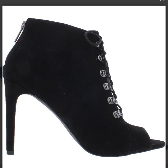 Gilli Shoes - G.I.L.I Feliana Booties size 9.5